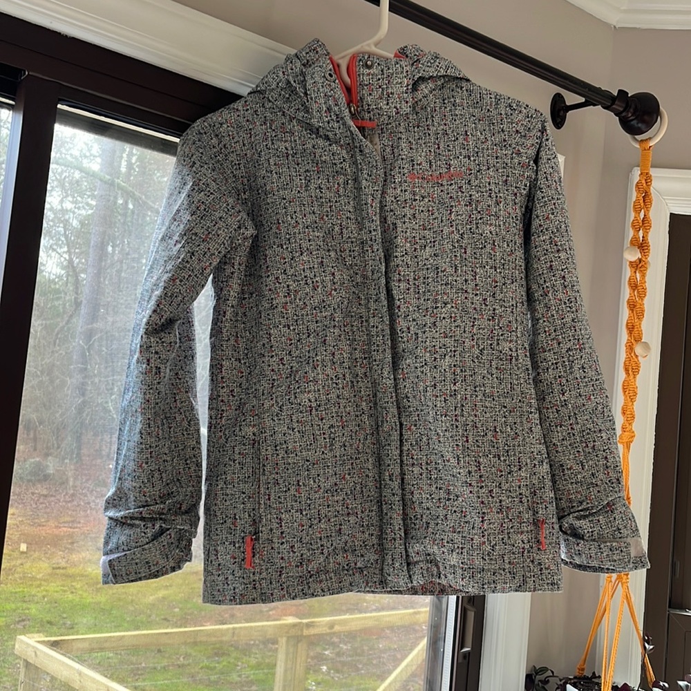 Columbia girls medium interchange triclimate jacket.